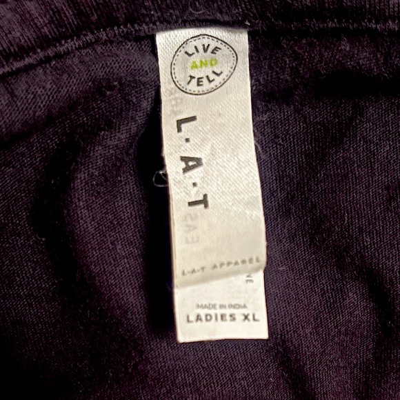 L.A.T Black Scoop Neck Tee - Picture 4 of 4